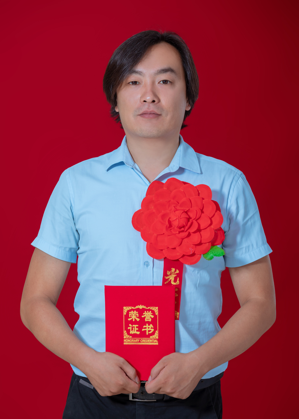 张佳伟  新乡市商务系统“2018年度优秀共产党员”