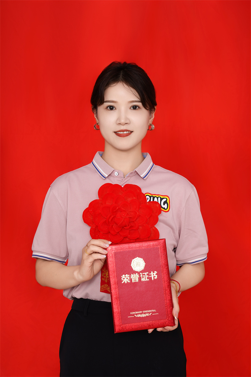 孔令娟  文明服务之星