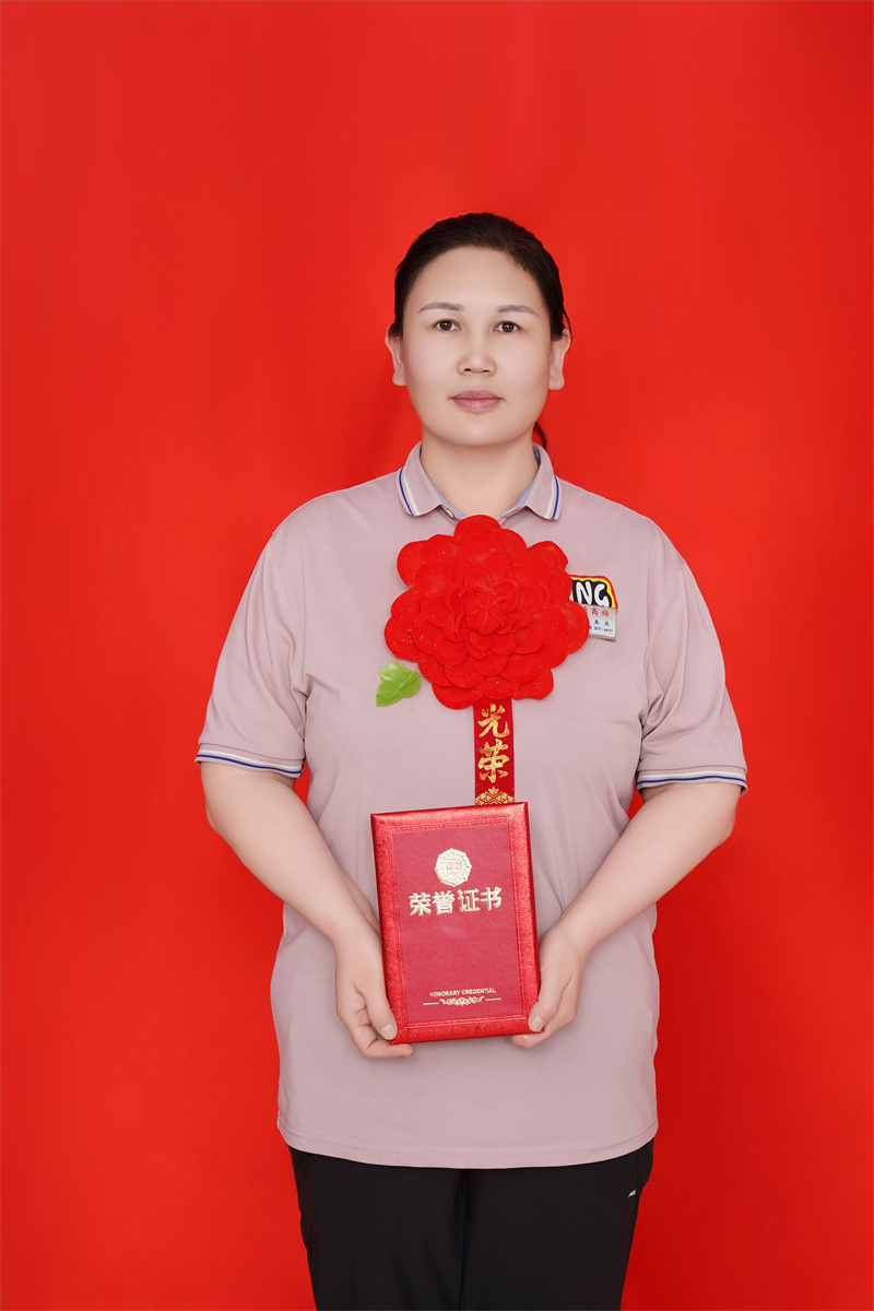 吕玉兰  文明服务之星