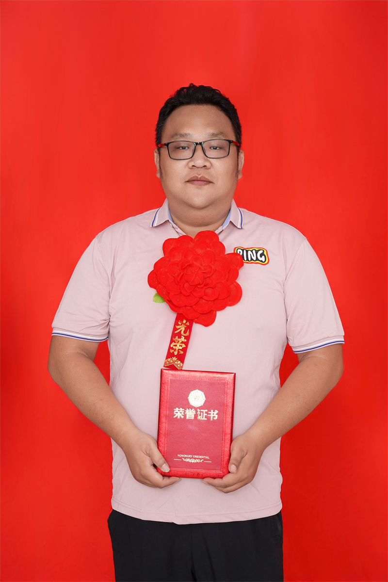 吴鹏  文明服务之星